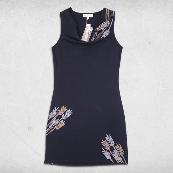 NWT Synergy Shift Dress Size M Black Arrow/Feather Motifs Scoop Neck Knee Length - Picture 2 of 14